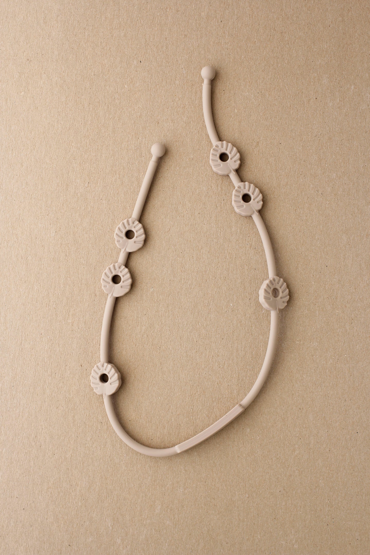 Silicone Monstera Attachment - Warm Taupe